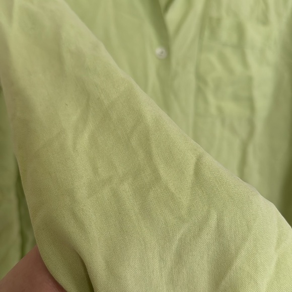Green soft silk button down - Picture 2 of 2